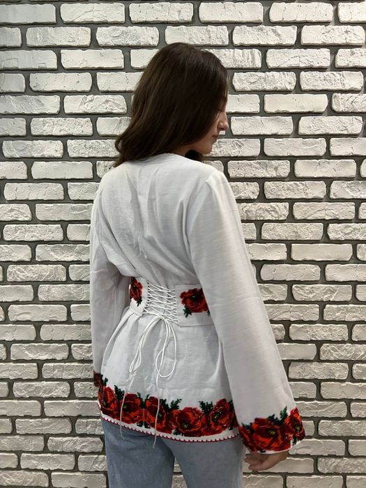 Жіноча Вишиванка (бісер)