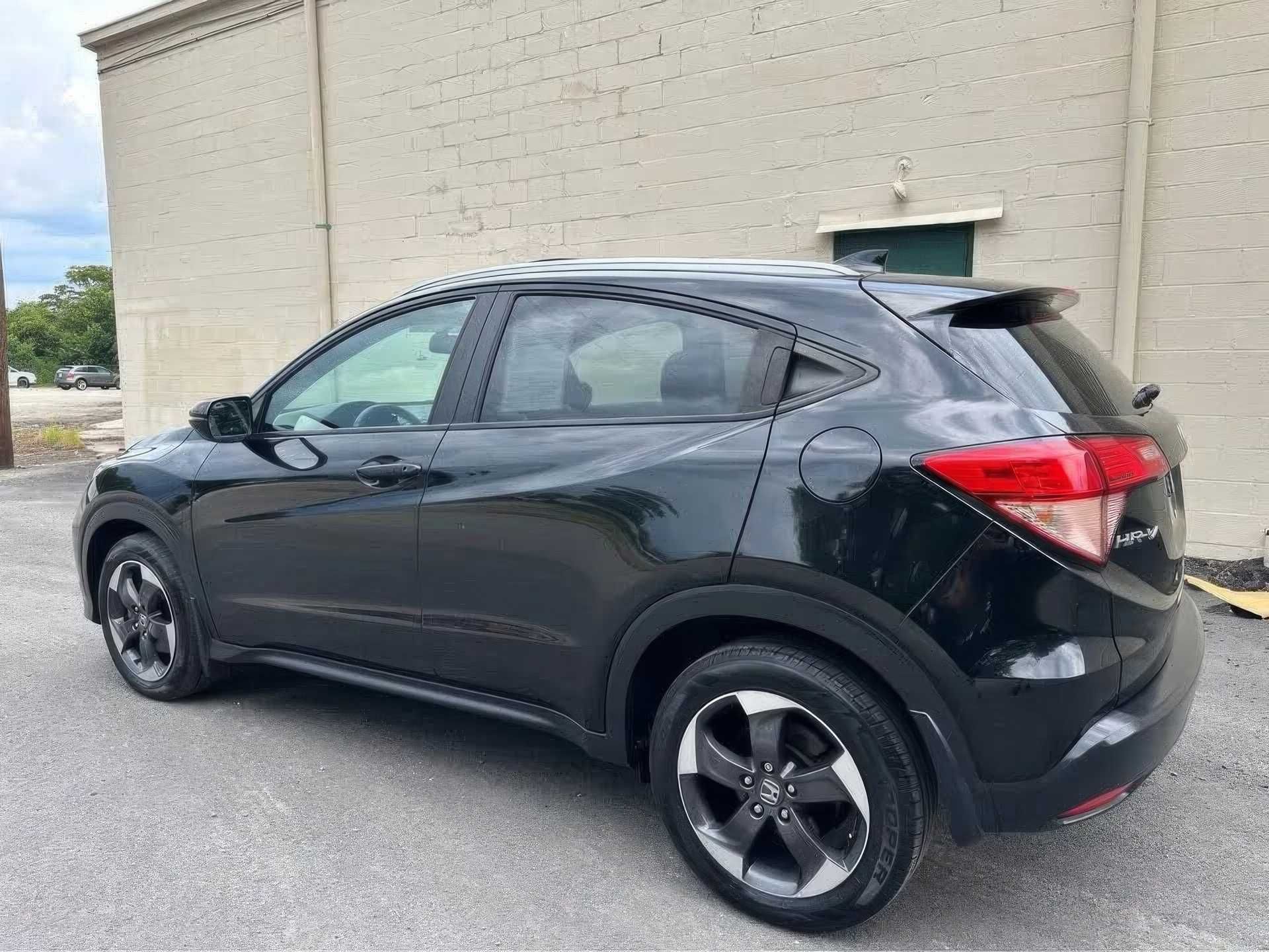2018 Honda HR-V EX-L AWD with Navigation