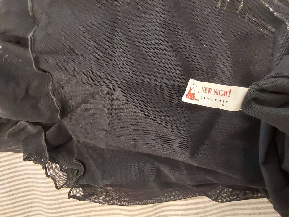 Lingerie Preto com Brilhos de noite.