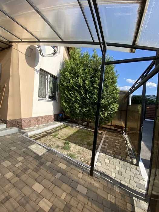 Сертифікат- Так! Таунхаус з ремонтом з центр. комунікаціями та ГАЗОМ