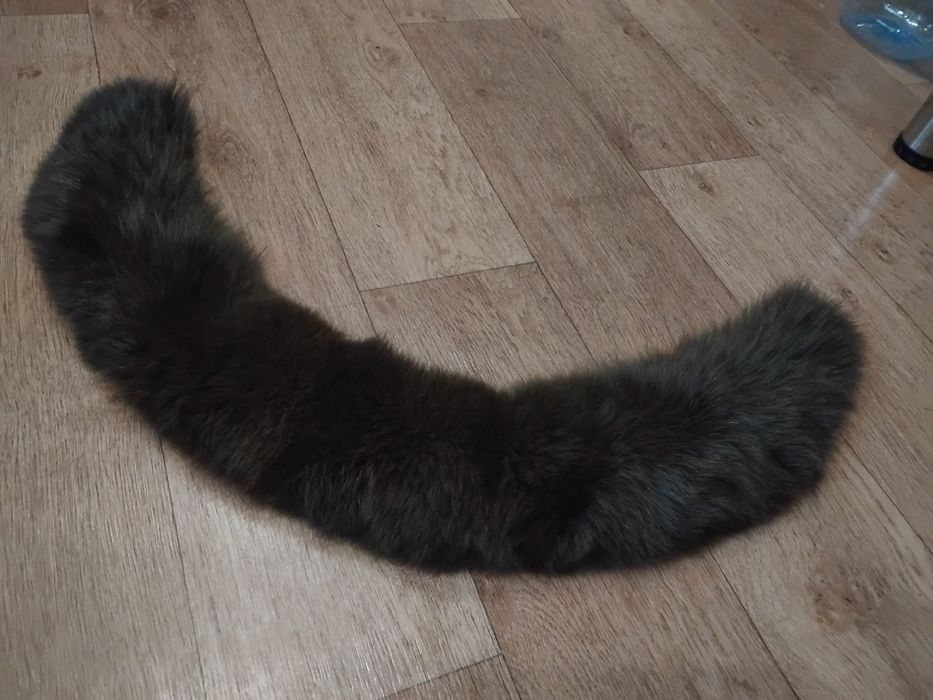 Песец большой натуральный меховой воротник опушка на капюшон куртки.