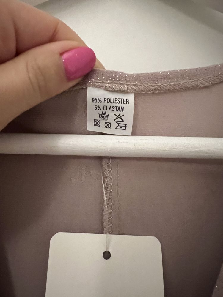 Nowa sukienka z brokatem studniowka