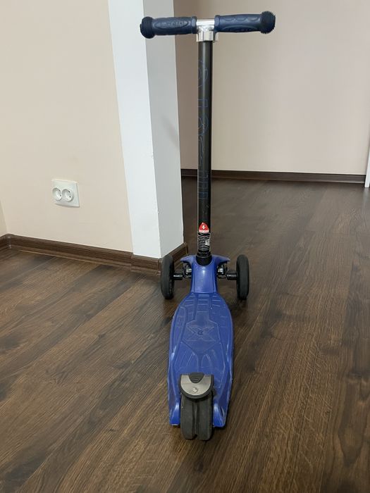 Дитячий саокат M-CRO до 50 кг.
