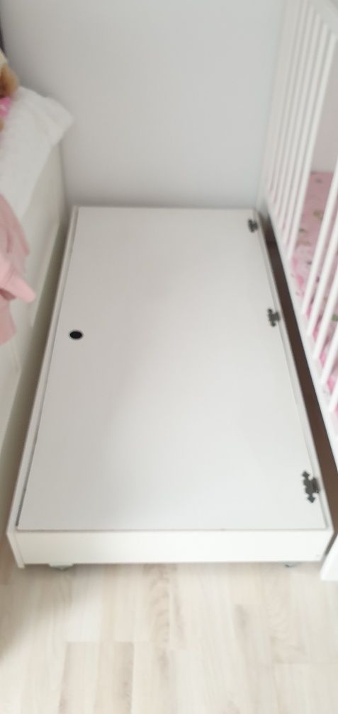 Łóżeczko dzieciece białe 120x60 Marsell z szufladą