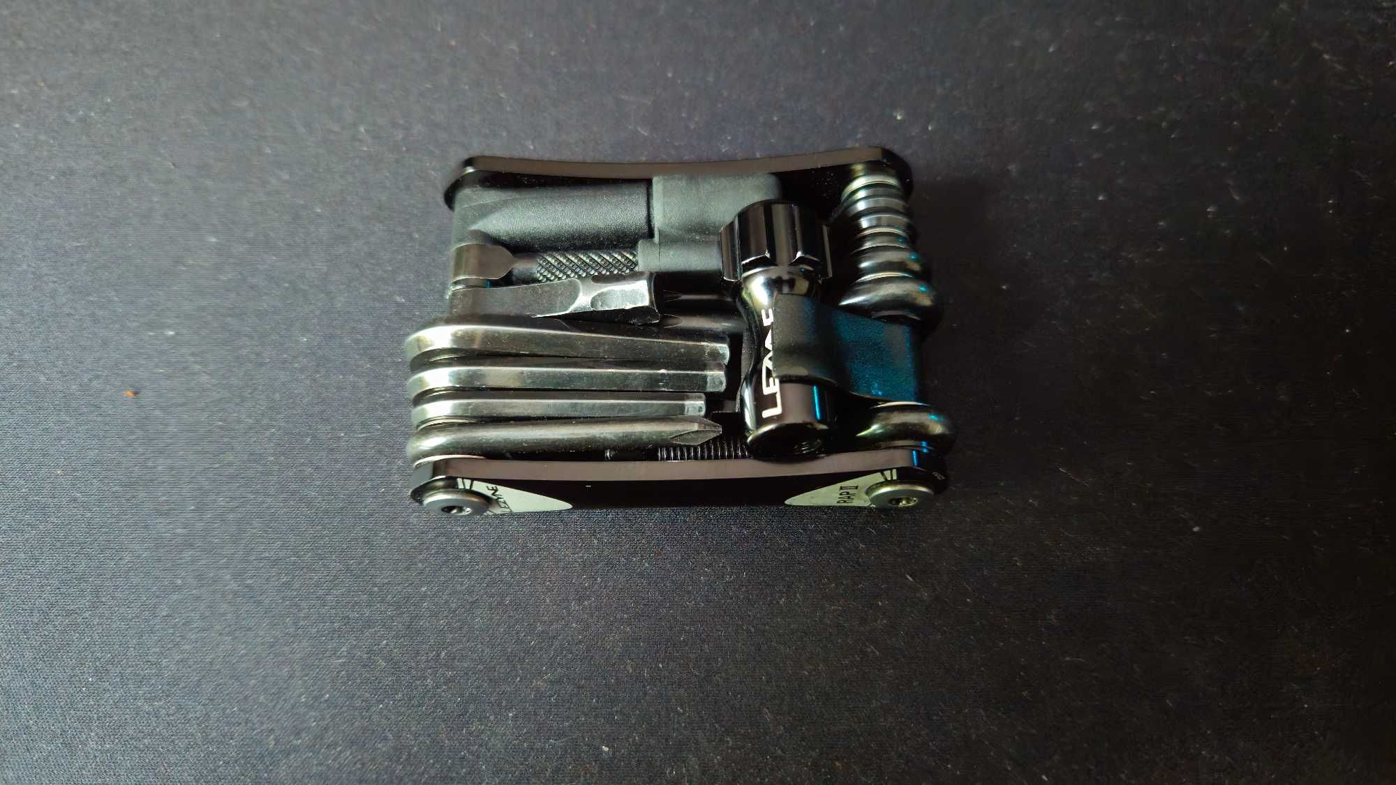 Lezyne Rap II 20 - multitool rowerowy ze skuwaczem