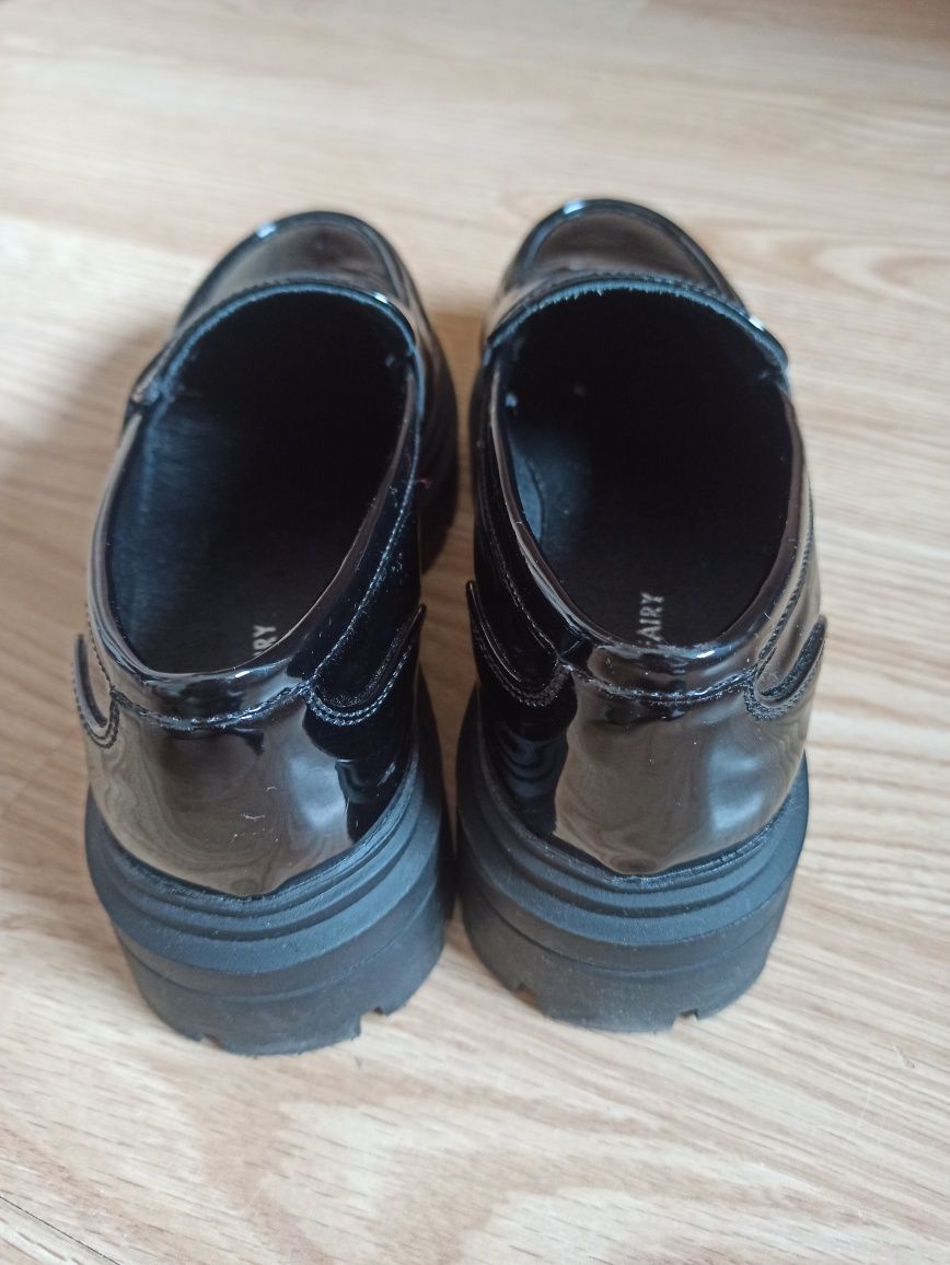 Czarne Loafersy JENNY
