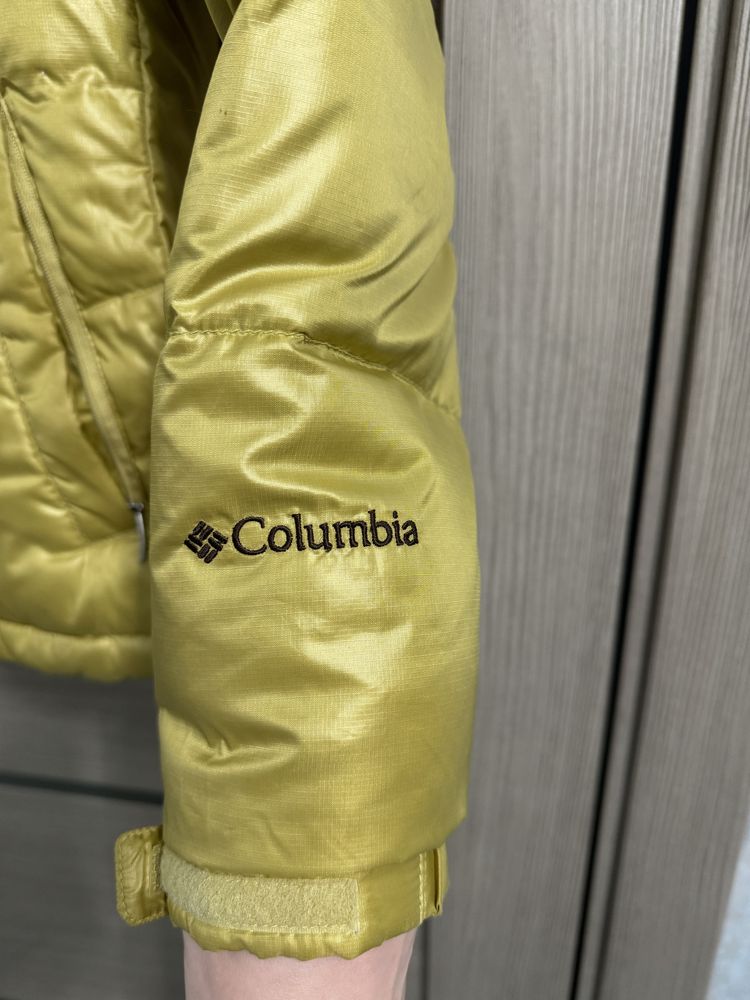 Пухова жіноча куртка Columbia (оригінал)