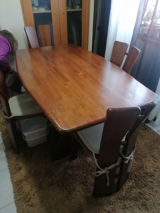 Mesa sala com cadeira pode fazer uma oferta para ver se é negociável