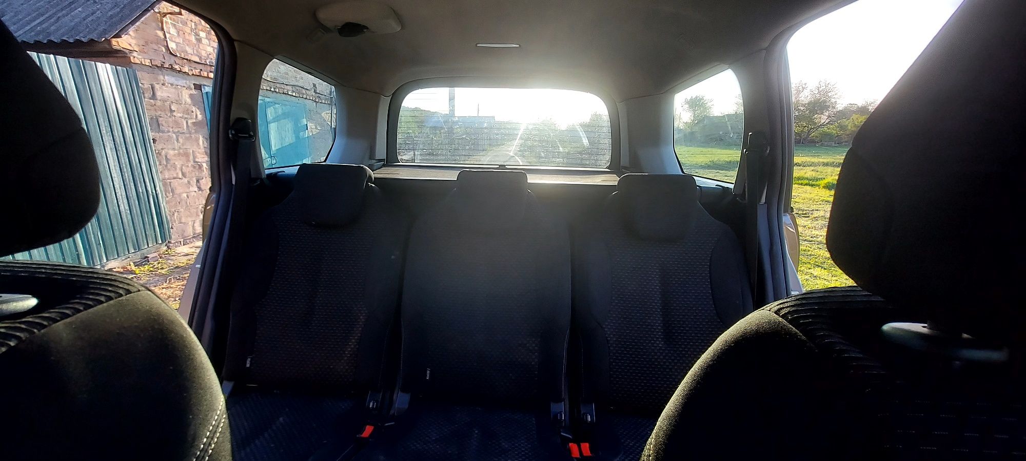 Продам Citroen grand C4 picasso