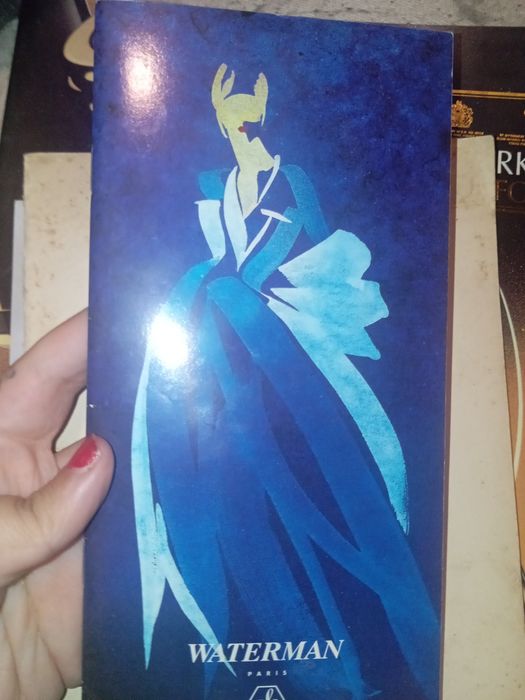 3 folhetos de canetas