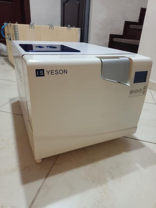 Autoklaw klasy B model YS-8L-E