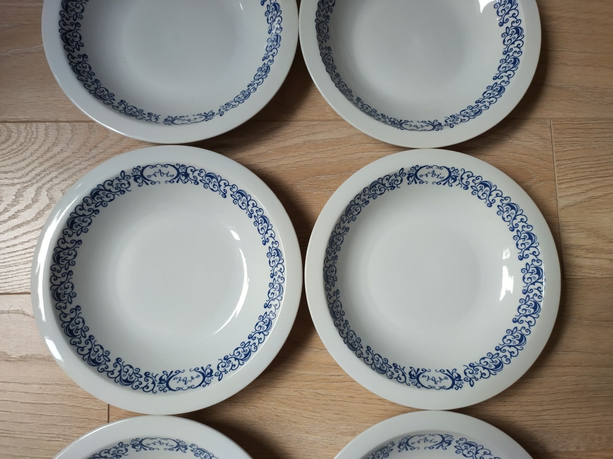 8 talerzy głębokich obiadowych porcelana Wawel kolekcja PRL