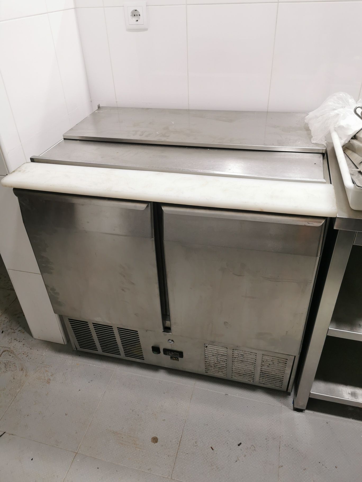 Saladete refrigerada inox