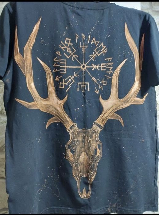 Футболка нова, (малюнок ручна робота)