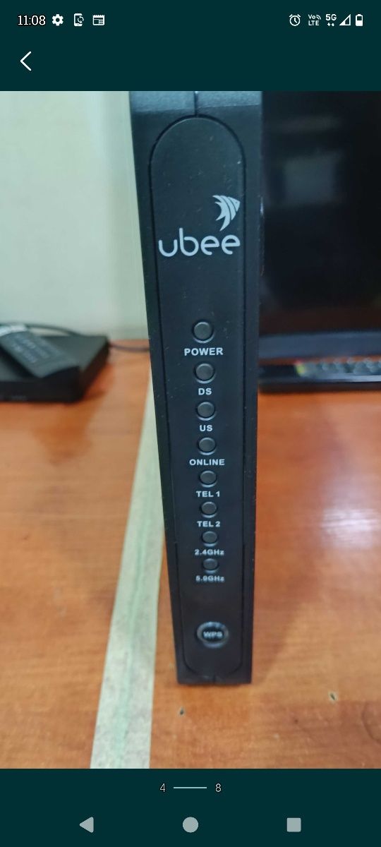 [2525/24 Telewizor Thomson 32" + router UBEE 32C + TV Smart 4K Box