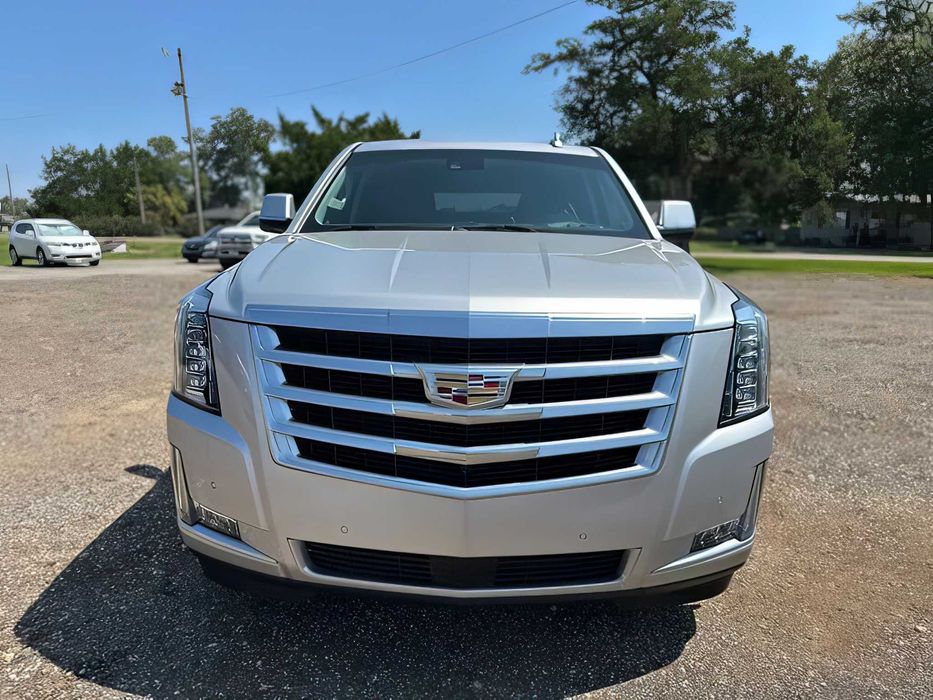 Cadillac Escalade      2017