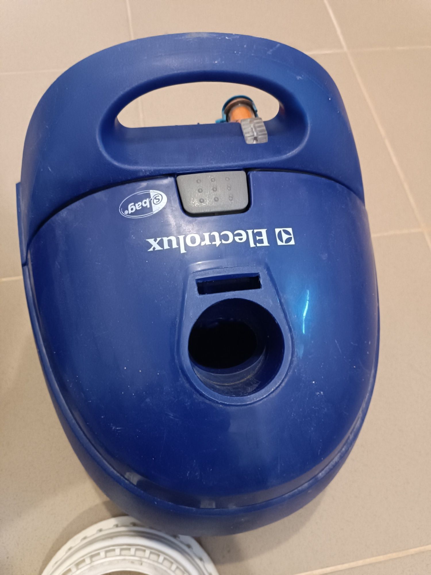 _ Odkurzacz Electrolux Clario Z7520 na części