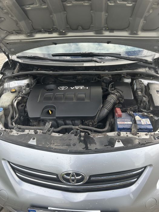 Продам своє офіційне авто