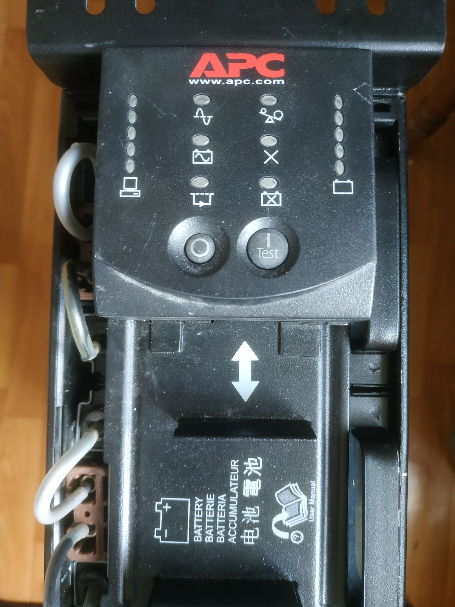 ИБП APC Smart-UPS RT 3000VA (SURT3000XLI x554)