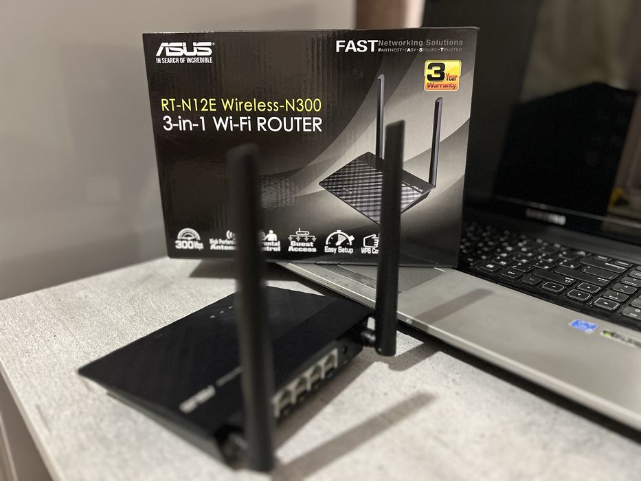 Маршрутизатор ASUS RT-N12E