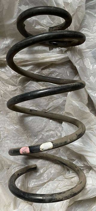 Пружина передня оригінал VOLVO V 40 Cross Country 2017 p.