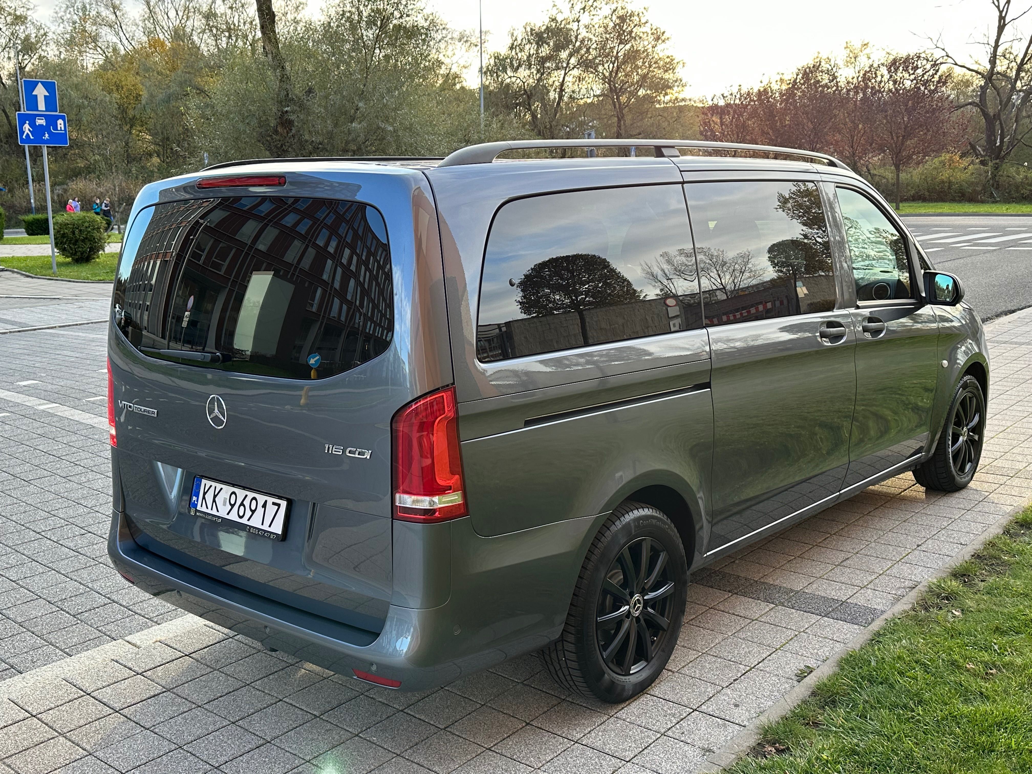 WYNAJEM BUS Mercedes Vito Tourer 8 osobowy LONG V-klasa Van Automat