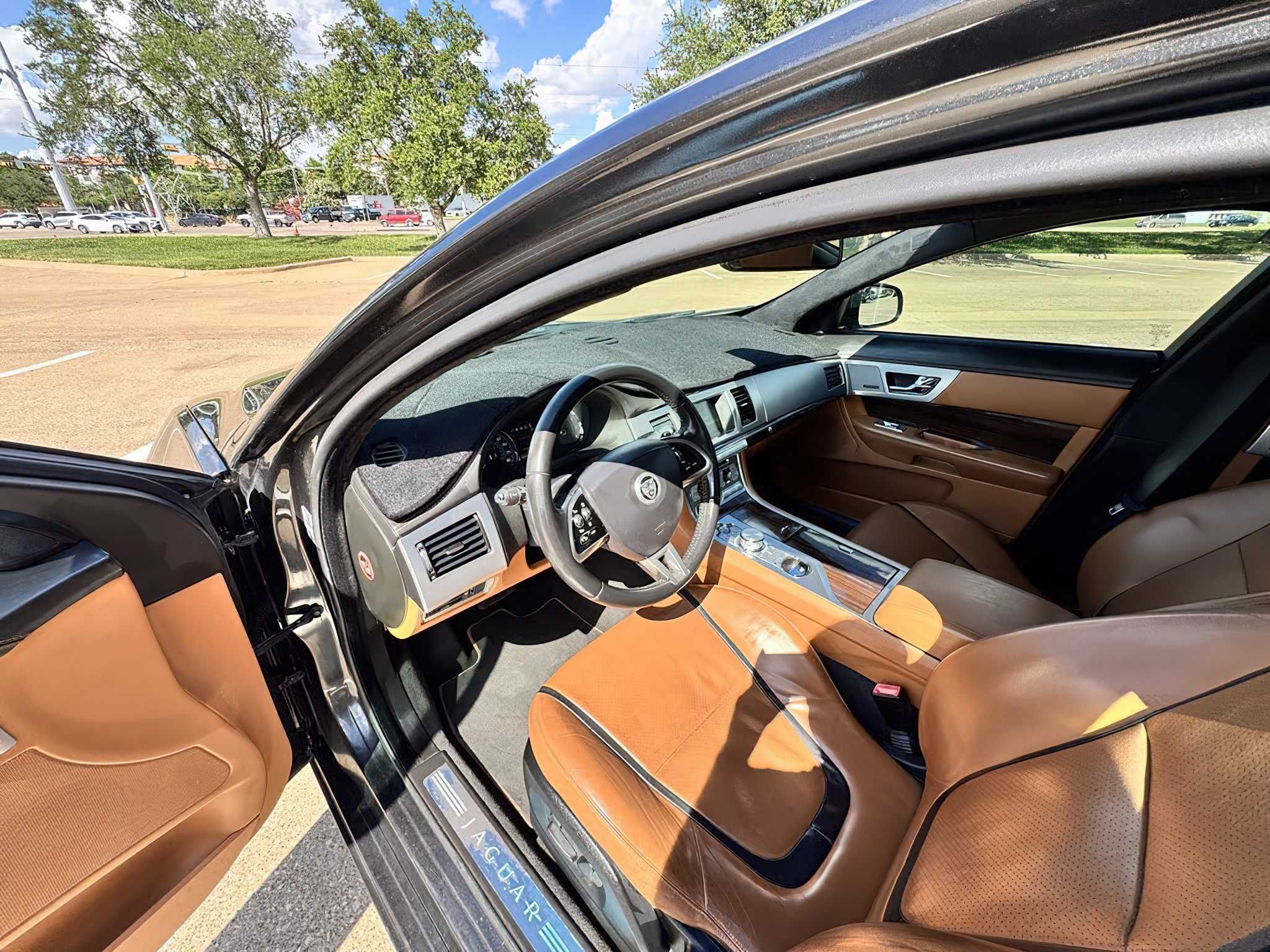 2013 Jaguar XF XF 2.0L I4T