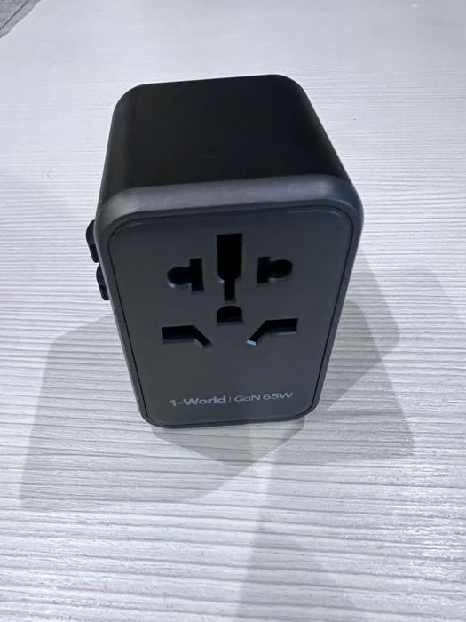 Зарядний пристрій  Momax GaN Tech 65w