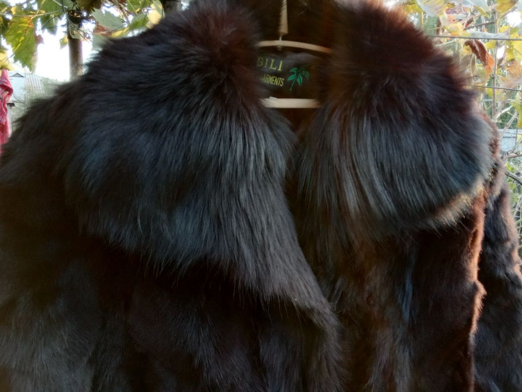 Шуба из натурального меха Bili Fur Garments 48/54 женская куртка зима