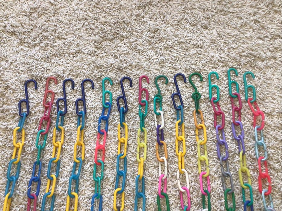 Ланцюг пластиковий .