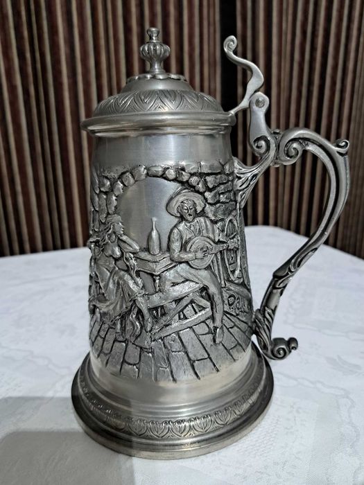 Caneca em Estanho Puro