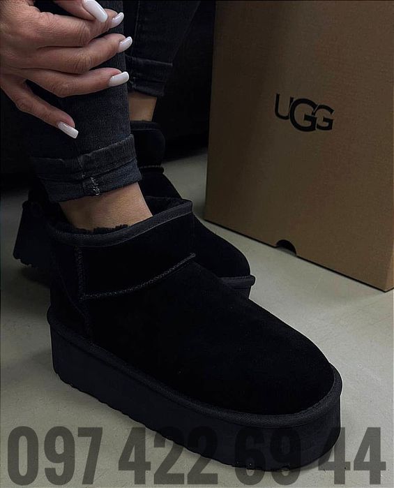 UGG на Платформі жіночі чорні/беж UGG Classic Ultra Mіni Platform