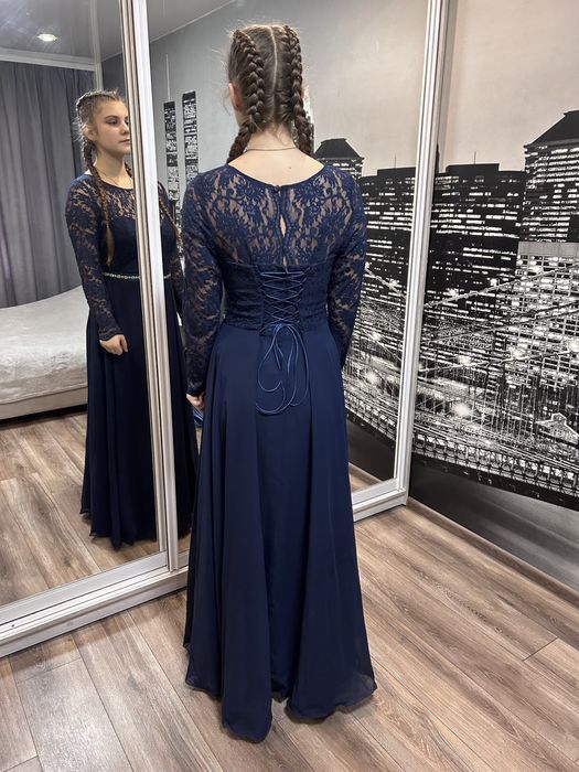 Платье вечернее