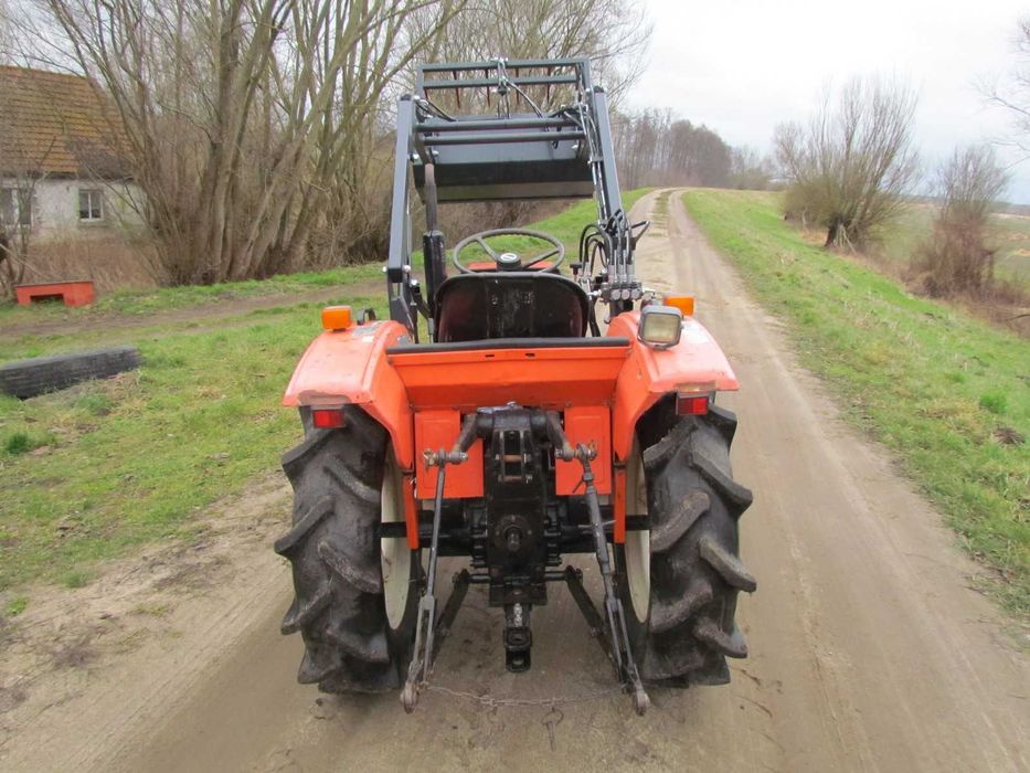 Hinomoto 2004 minitraktorek glebogryzarka tur 4x4