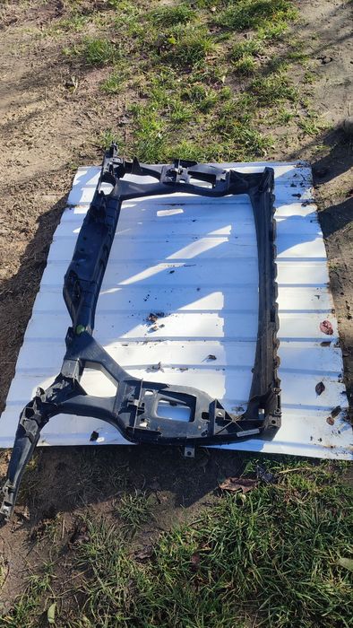 Передня панель / Телевізор Audi Q5 (8R)