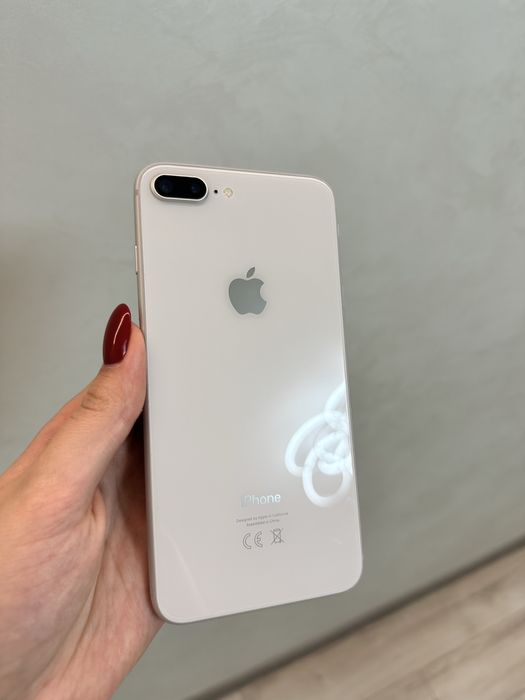 iPhone 8 plus вживаний 256гб