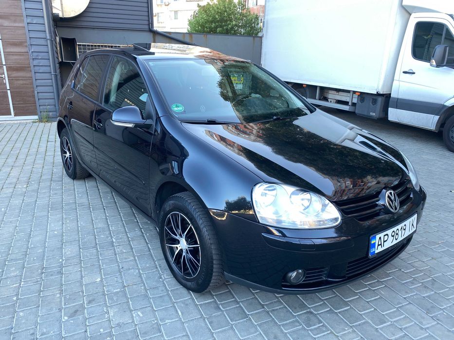 Продам Volkswagen Golf 2007 р. не фарбований, гарна комплектація