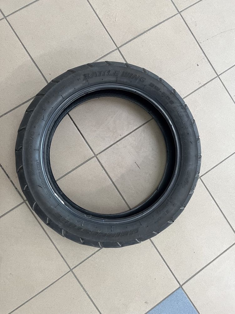 Opona motocyklowa 150/70 R17