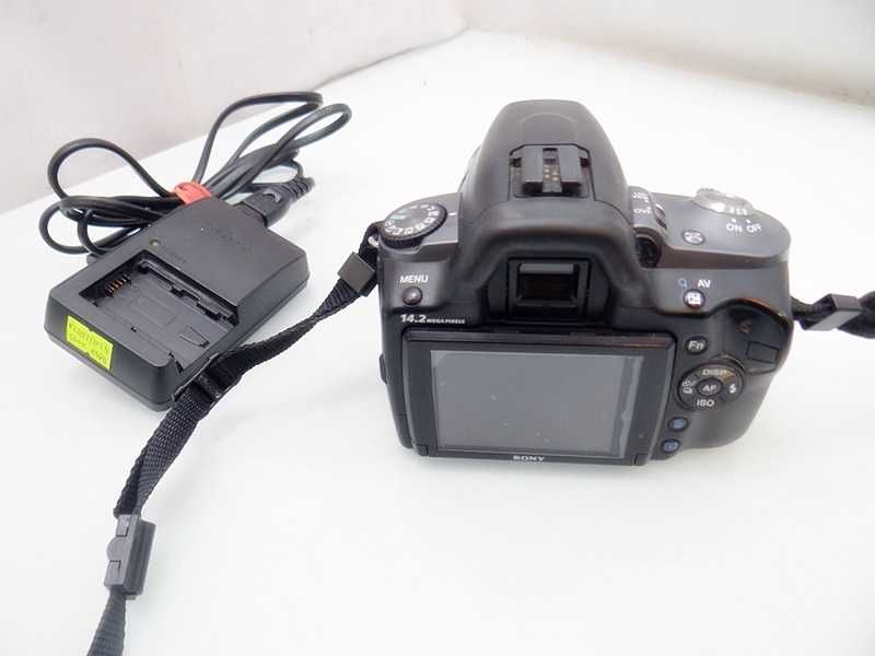 Aparat Sony lustrzanka CYFROWA SONY DSLR-A380 / 14,2 Mpix / Eko Komis