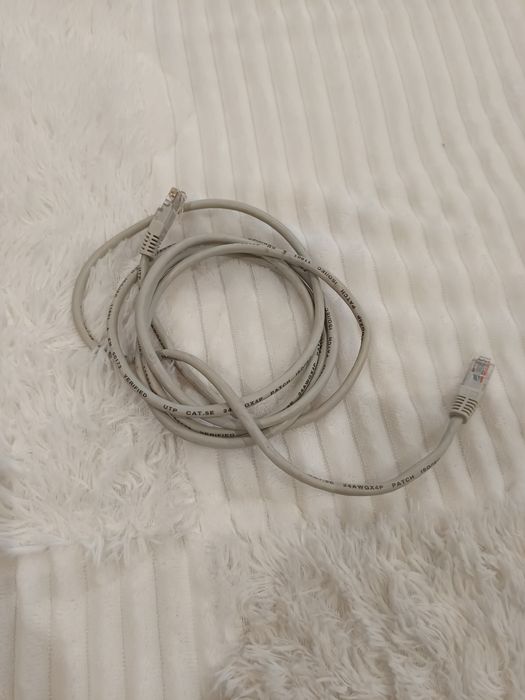 Conjunto de 2 cabos para computador