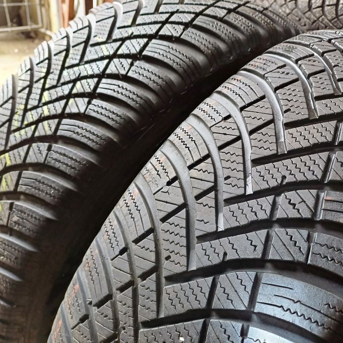 Шини 215  65  16