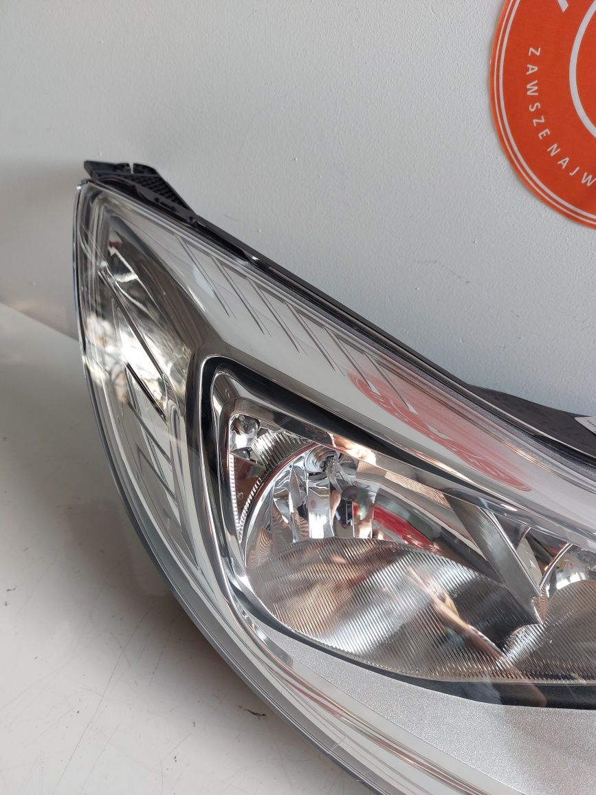 Lampa przednia prawa Ford Focus Mk3 zwykła Europa