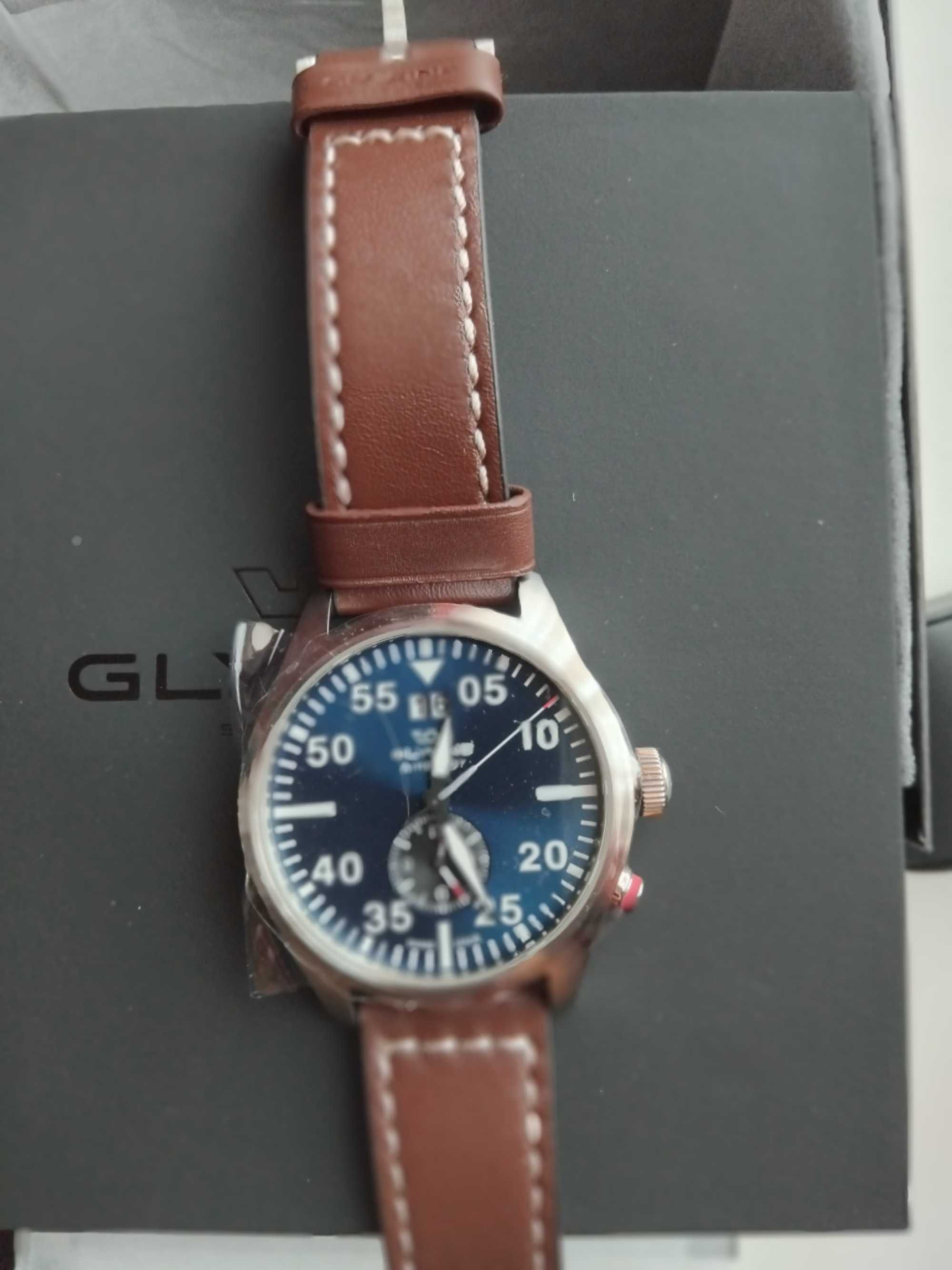 Новий GLYCINE Airpilot Dual Time Chronograph Quartz Swiss Made