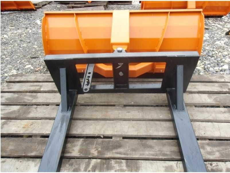 Pług do śniegu  mocowanie EURORAMKA 2,0 m pługi do śniegu