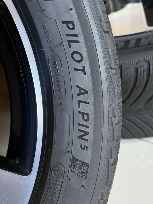 Шини зимові 245/45/19 Michelin PA5 зимние шины 245 45 r19