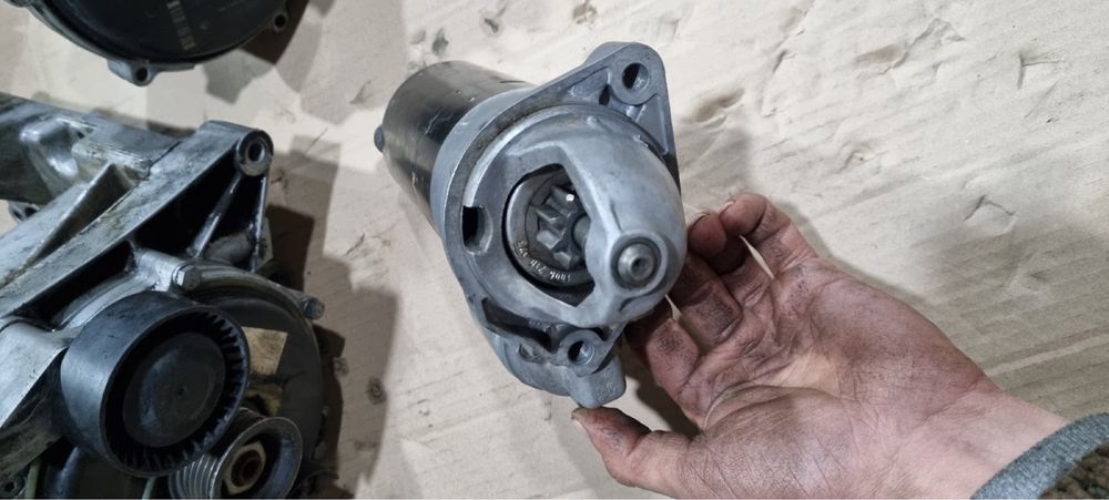 Стартер BMW e65 e66 n44b62 4.4 3.6 0001109427 BOSH