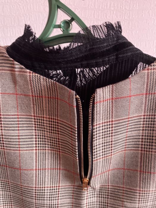 Костюм трійка із шортами спідницею