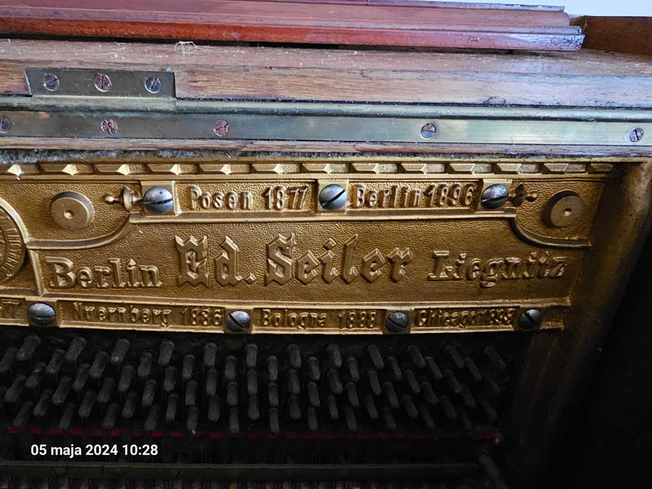 Pianino do renowacji Ed. Seiler.