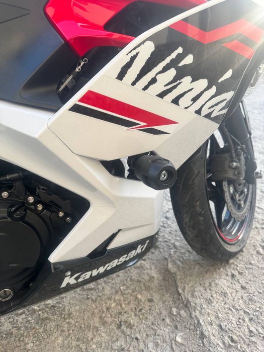 kawasaki ninja 400