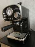 Kolbowy ekspres do kawy Yoer BLACKline Breve EM01BK
